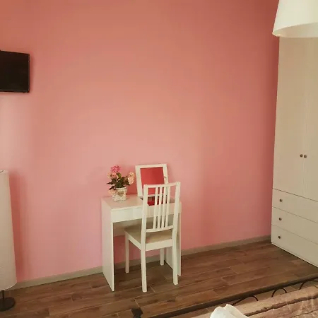 Giardino Di Alex Bed and Breakfast *